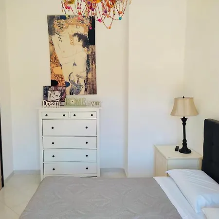 Villa 18 Pbc